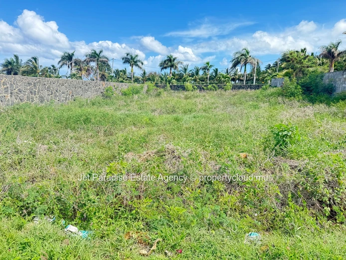 Terrain d’exception avec vue mer dans un domaine sécurisé – Les Jardins d’Anna Phase 1
