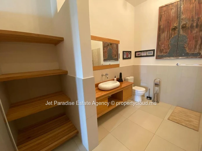 Luxurious RES Villa in Tamarin with Private Pool, Sea and Mountain Views - 320m² Living Area - 650m² Land - Fully Fur...