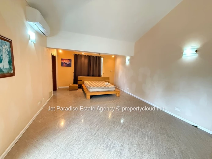 Spacious Villa  in Morc Anna – 1 minute Walking Distance to the Sea