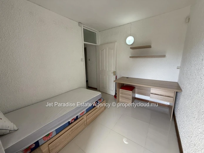 Maison en vente 5 chambres. Rs14M.