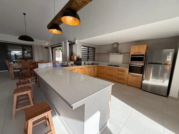 4 Bedroom Villa