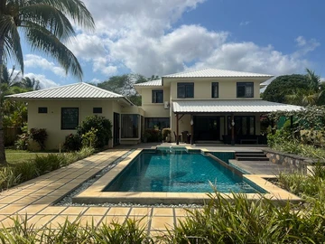 4 Bedroom Villa