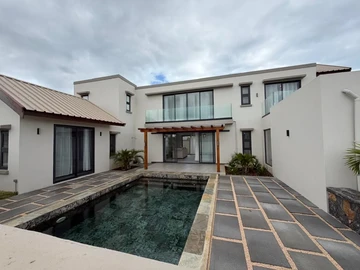 4 Bedroom Villa