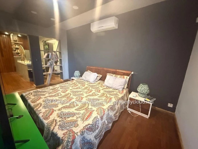 Maison à vendre à Tamarin, 4 chambres, piscine privée, vue mer et montagne, meublé, Rs 50M.