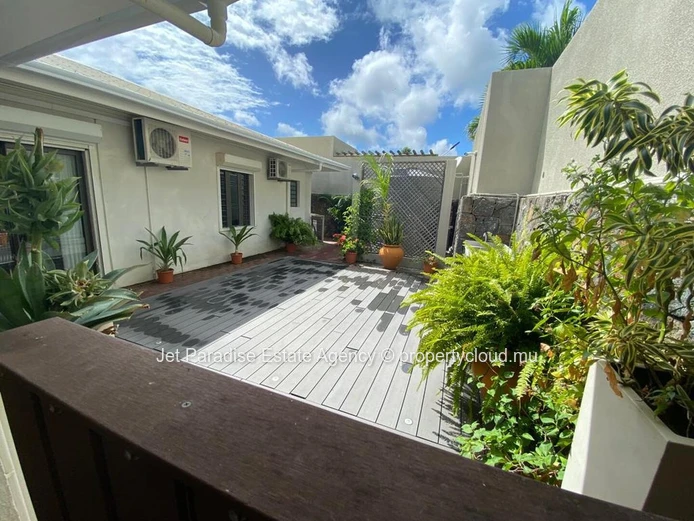 Luxurious RES Villa in Tamarin with Private Pool, Sea and Mountain Views - 320m² Living Area - 650m² Land - Fully Fur...