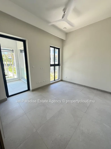 Modern newly built apartment in gated complex