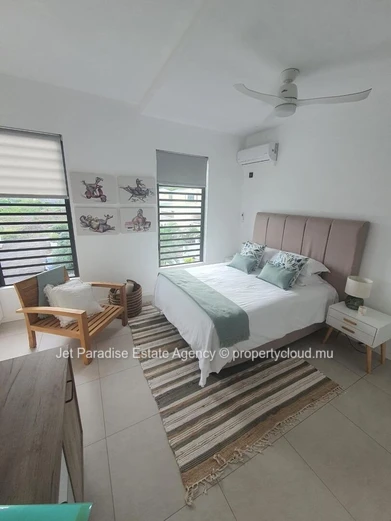 Appartement à vendre,3 chambres, piscine commune, meublé, climatisé, parking sécurisé.