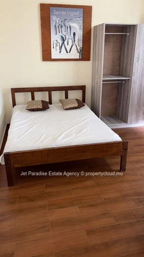 Seafront 2-Bedroom Apartment 