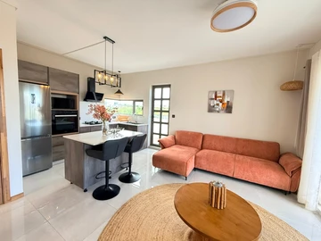 4 Bedroom Villa