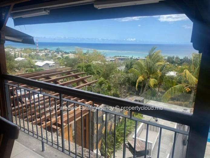 2 Luxurious Villas with Private Pool and Stunning Views in Tamarin 