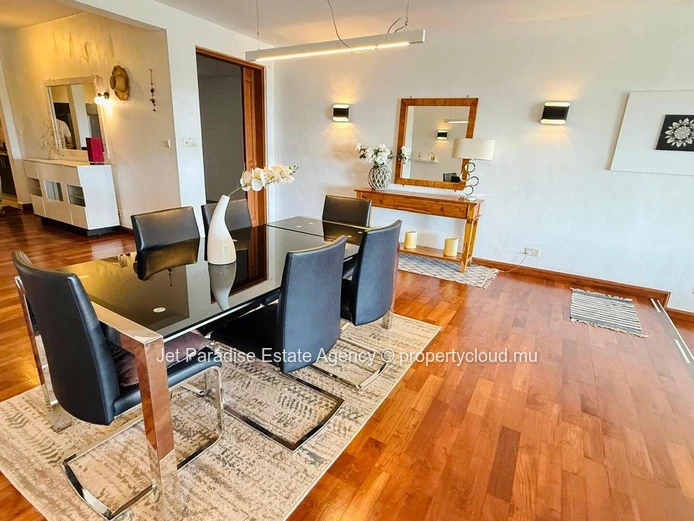 Luxury Furnished Apartment with Private Pool in Tamarin - Sea & Mountain Views! 3 Bed, Close to School, Golf, Hospita...