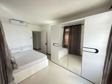 Maison de 6 Chambres