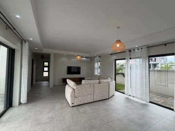 4 Bedroom Villa