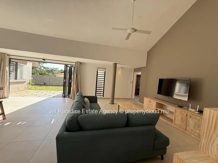 Modern Villa of 4 Bedrooms