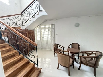 Maison de 6 Chambres