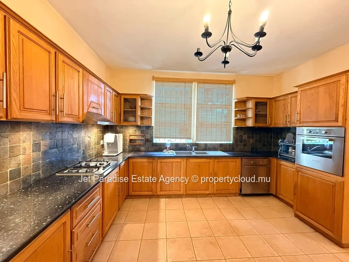 Spacious Villa  in Morc Anna – 1 minute Walking Distance to the Sea