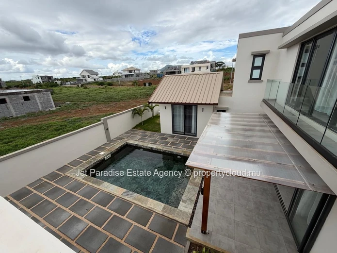 Modern 4-Bedroom Villa in Secure Gated Community – Jardins d’Anna