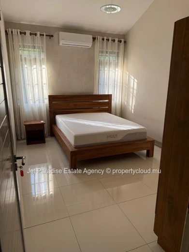 Villa à louer meublée à Tamarin, 4 chambres, vue mer et montagne.