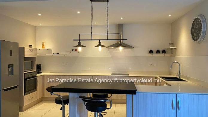Luxury 3-Bedroom Balinese-Style Apartment in Secure Residence, 5 Minutes from the Beach