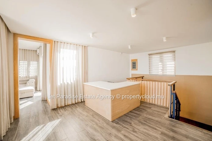 Villa de 4 Chambres avec Piscine Privée au Jardin d'Anna