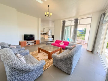 4 Bedroom Villa