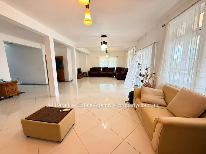 Spacious Villa  in Morc Anna – 1 minute Walking Distance to the Sea