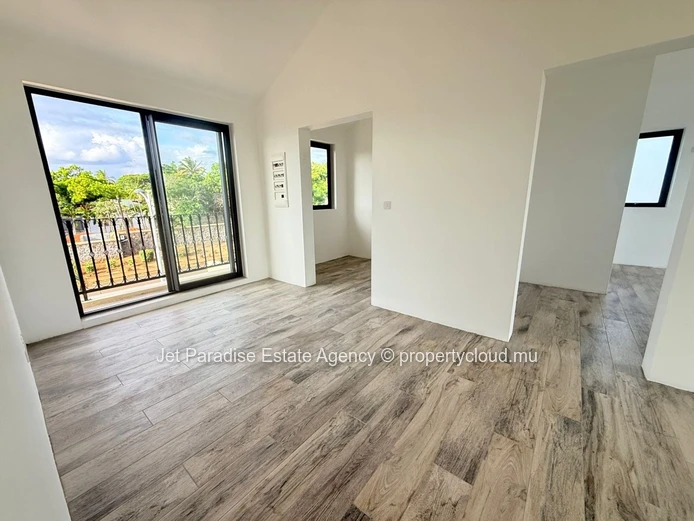 Modern Villa of 4 Bedrooms– Gated Community in Flic en Flac