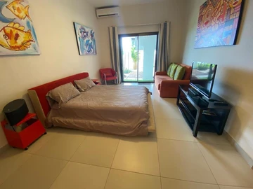 5 Bedroom Villa