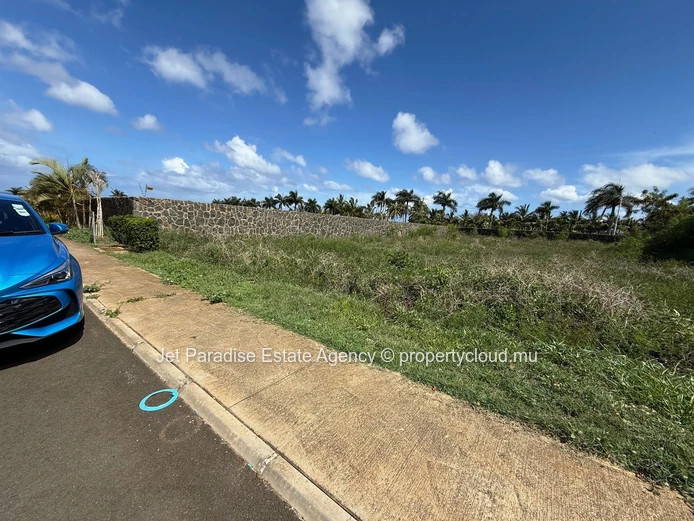 Terrain d’exception avec vue mer dans un domaine sécurisé – Les Jardins d’Anna Phase 1