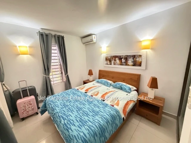  Elegant 3-Bedroom Apartment with Sea View – Secured Complex