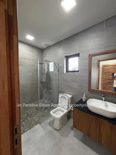 Modern 4-Bedroom Villa in Secure Gated Community – Jardins d’Anna