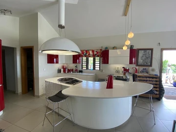 5 Bedroom Villa