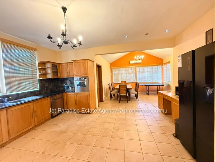 Spacious Villa  in Morc Anna – 1 minute Walking Distance to the Sea