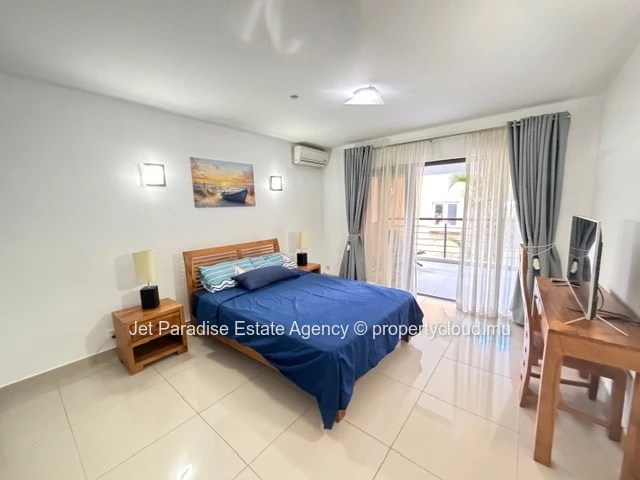  Elegant 3-Bedroom Apartment with Sea View – Secured Complex