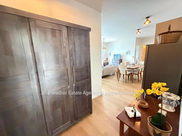 Modern Fully Furnished Apartment – 2 Bedrooms with Balcony