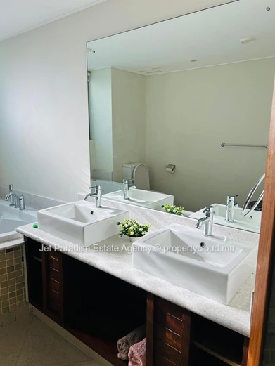 Luxury Furnished Apartment with Private Pool in Tamarin - Sea & Mountain Views! 3 Bed, Close to School, Golf, Hospita...