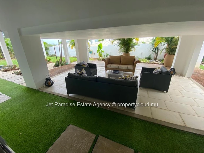 Luxurious RES Villa in Tamarin with Private Pool, Sea and Mountain Views - 320m² Living Area - 650m² Land - Fully Fur...
