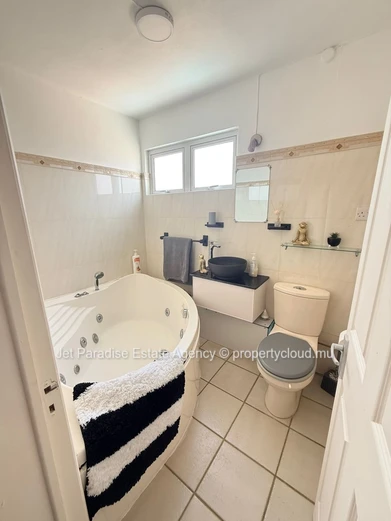 Modern 3-Bedroom Townhouse for Rent